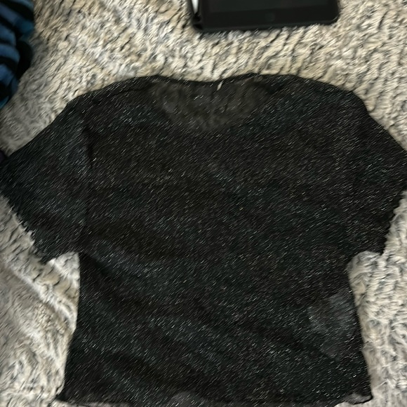 **NEVER WORN** womens fashion forever21 black mesh sparkle top size medium - Picture 1 of 1